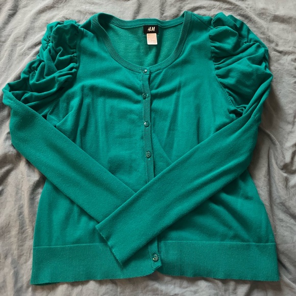 H&M Puff Sleeves Light Weight Sweater - Picture 1 of 4